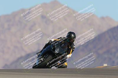 media/Oct-01-2023-SoCal Trackdays (Sun) [[4c570cc352]]/Turn 9 Set 1 (950am)/